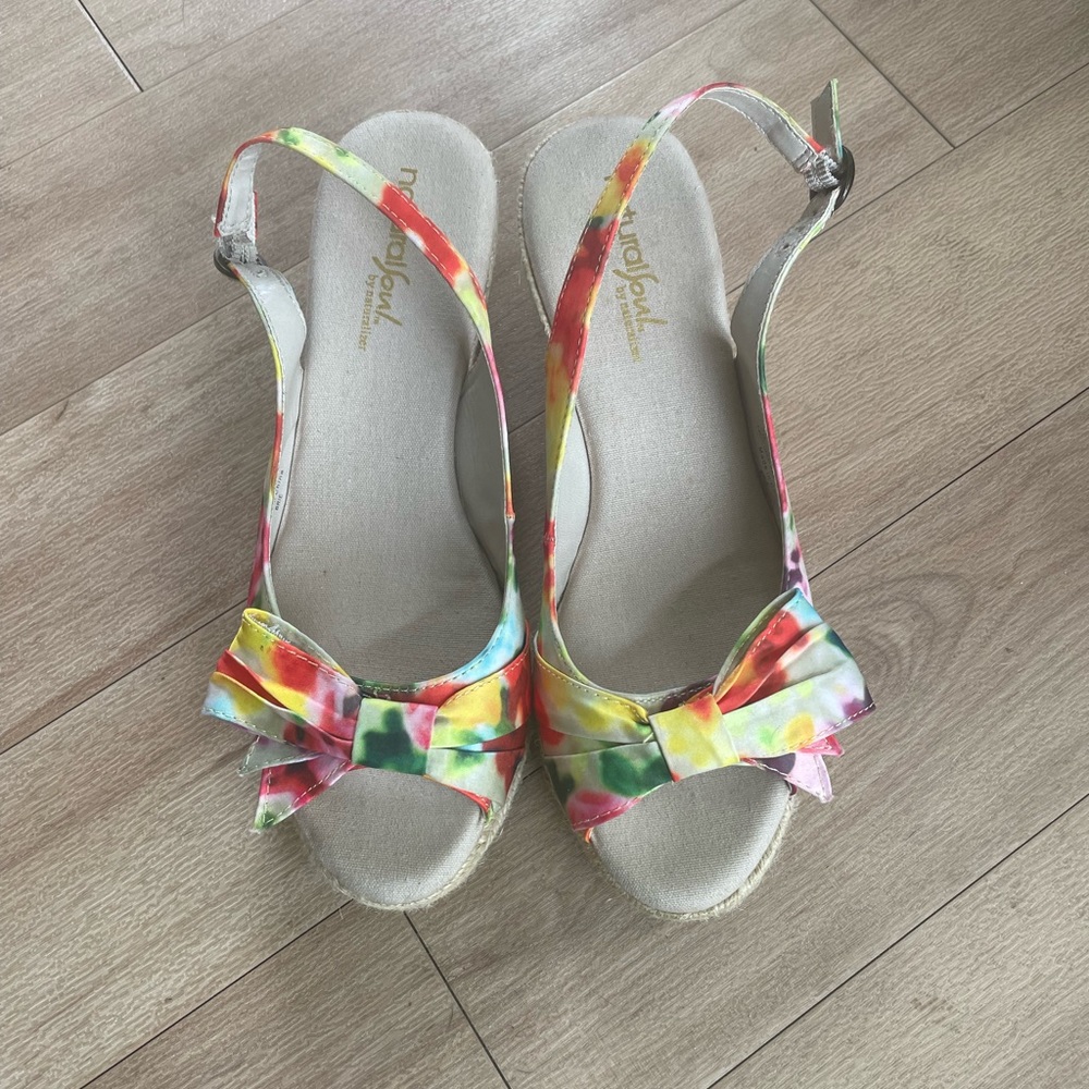 Natural Soul Floral Wedges